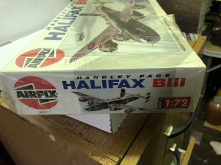 Сборная модель самолёта 1:72,halifax Bll, airfix