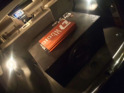 Сабвуфер и уселитель