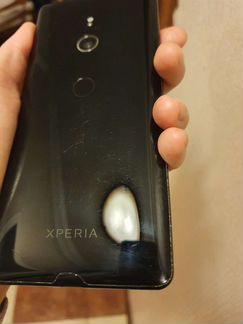 Телефон Sony Xperia XZ3