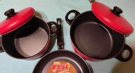 Новый набор 2 кастрюли + сковородка