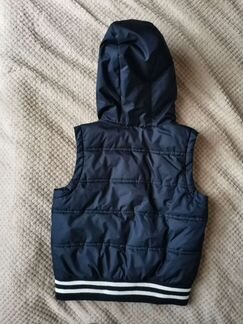 Жилетка новая