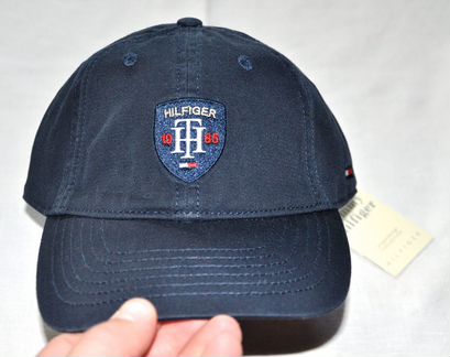 Кепка / Tommy Hilfiger / новая (темно-синяя)