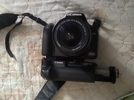 Зеркальный фотоаппарат