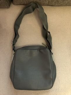 Сумка новая через плечо