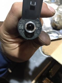 7 789 661 форсунка дизельная BMW