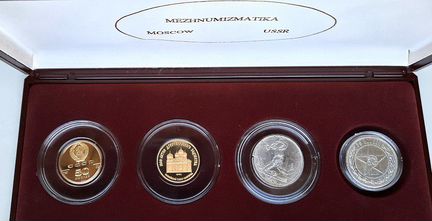 Коробки для монет межнумизматика футляры 10 монет