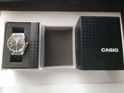 Часы Casio со стальным ремешком