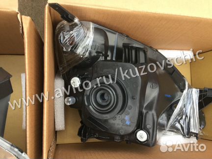 Фара передняя Honda CR-V 2 2002-2005 год