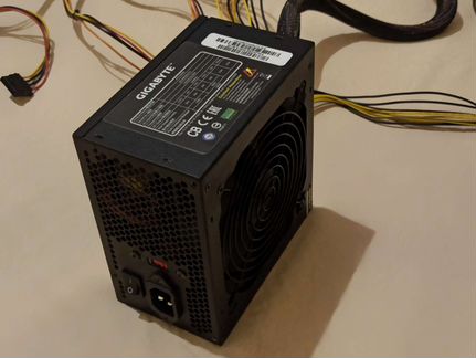 Gigabyte 600W