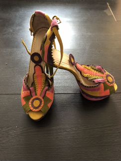 Босоножки Charlotte Olympia