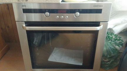 Духовой шкаф