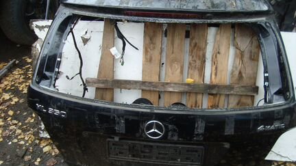 Крышка багажника для мерседес 164 А 1647401405