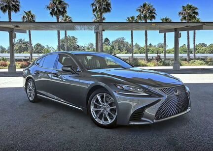 Обшивка средней стойки Lexus LS 2019-2020