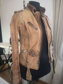 Кожаная куртка косуха