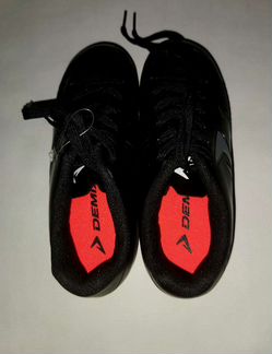 Бутсы футбольные demix