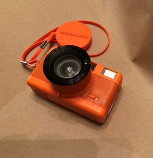 Ломокамера lomography fisheye ONE RED