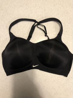 Спортивный бюстгальтер Nike 80C