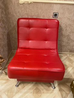 Кожанное кресло