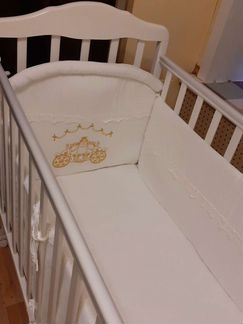 Кроватка детская + матрас + наматрасник + 2 к.бель