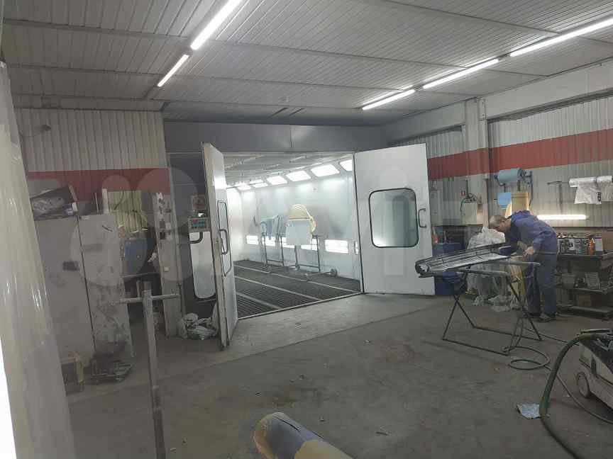 помещение под автосервис. помещение под автосервис. помещение под сервис. помещение автомастерской. автосервис 200 м кв.