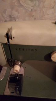 Швейная машина Veritas