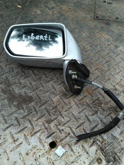Зеркало левое Nissan Liberty 2003