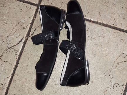 Туфли детские для девочек