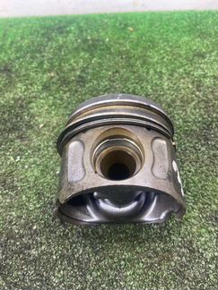 Поршень двс 3.0 D4 RRS