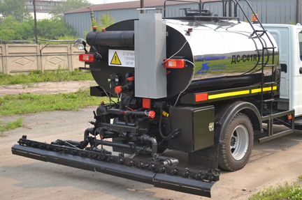Автогудронатор дс-C41R1 на шасси газ-C41R13