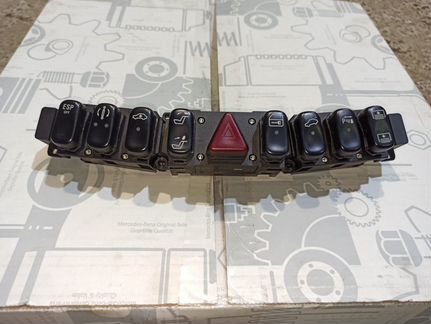 Блок кнопок W220