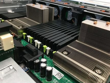 Сервер Dell R730xd 24SFF 2x E5-2640v3 32 GB