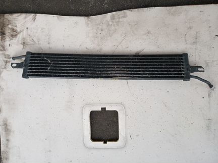 Радиатор топливный Range Rover Sport L320 3.6D