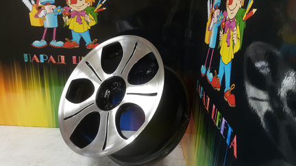 Разноширокие японские диски 4*114,3 и 5*114,3