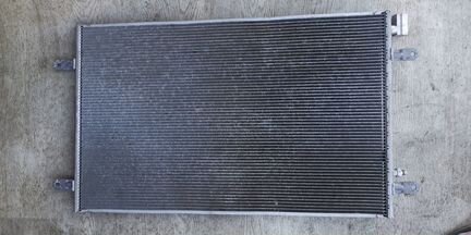 Audi a6c6 4F радиатор кондиционера 4F0260401E