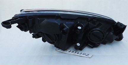 Opel Astra J фара новая 2012-2015