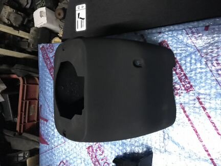 Lexus IS 250 подлокотник шторка кожух колонки