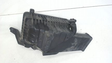 Корпус воздушного фильтра Cadillac CTS, 2008