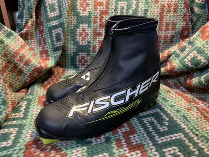 Лыжные ботинки fischer rcj classic