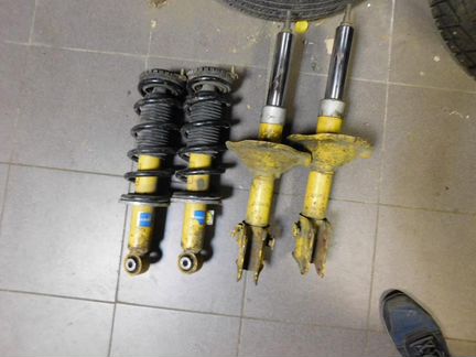 Комплект стоек на subaru legacy BL5 bilstein
