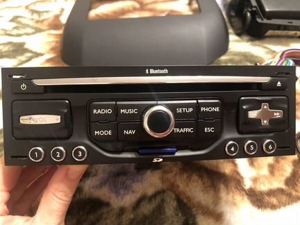 Автомагнитола rneg