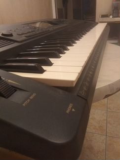 Yamaha psr 520