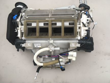 Toyota Land Cruiser 200 печка в сборе