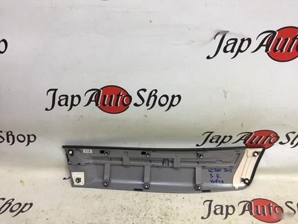 Новый Молдинг двери задний Toyota Land Cruiser 200