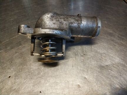 Термостат 2.5 дизель VW Туарег Мультивен Т5