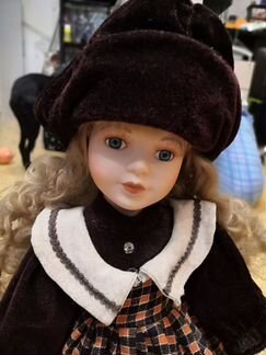 Фарфоровая Кукла