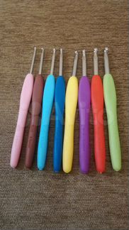 Крючки для вязания. Есть тоненькие для кружева