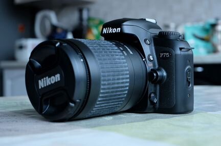 Nikon F75 + Nikkor 28-100mm Kit