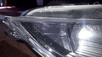 Фара правая civic 5D 06
