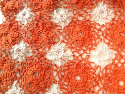 Салфетки вязаные крючком в одном стиле