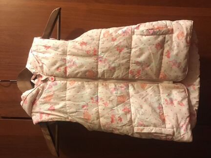 Продаю жилетки для девочки